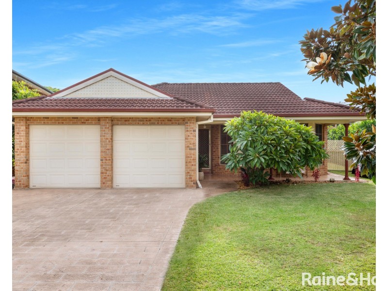 15 Oval Drive, Shoalhaven Heads NSW 2535