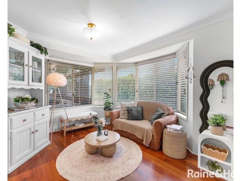 15 Oval Drive, Shoalhaven Heads NSW 2535