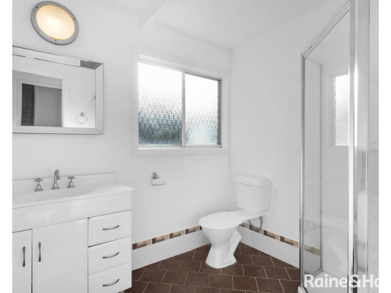 11 Woolstencraft Street, Shoalhaven Heads NSW 2535