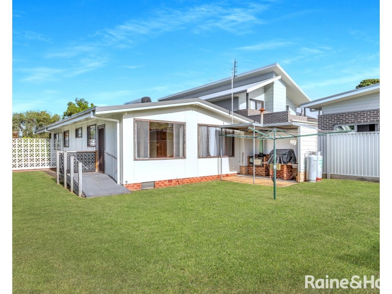39 Ravenscliffe Road, Shoalhaven Heads NSW 2535
