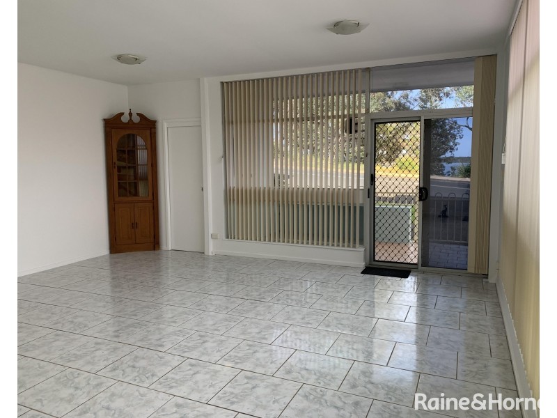 1a River Rd, Shoalhaven Heads NSW 2535