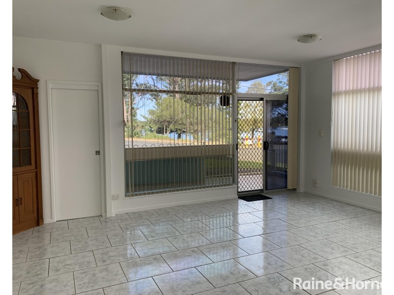 1a River Rd, Shoalhaven Heads NSW 2535