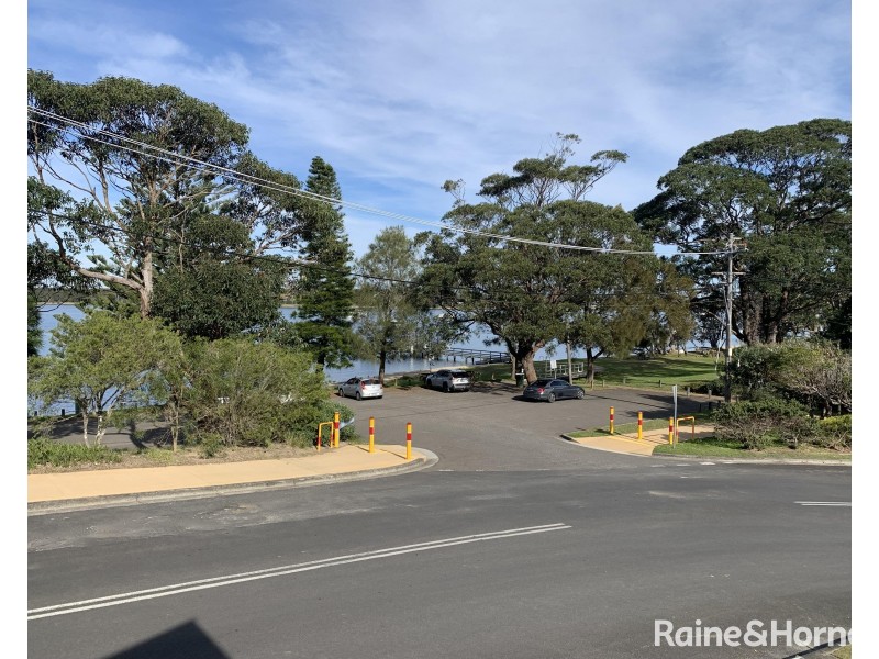 1a River Rd, Shoalhaven Heads NSW 2535