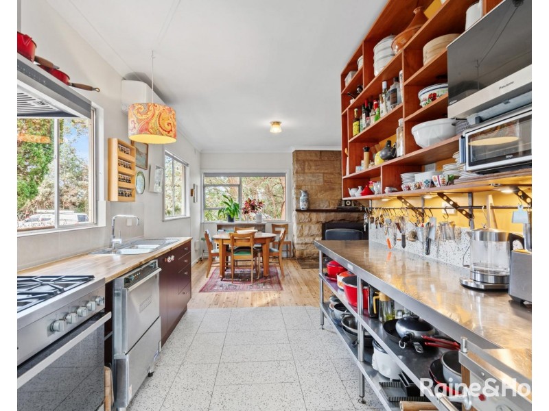 32 McIntosh Street, Shoalhaven Heads NSW 2535