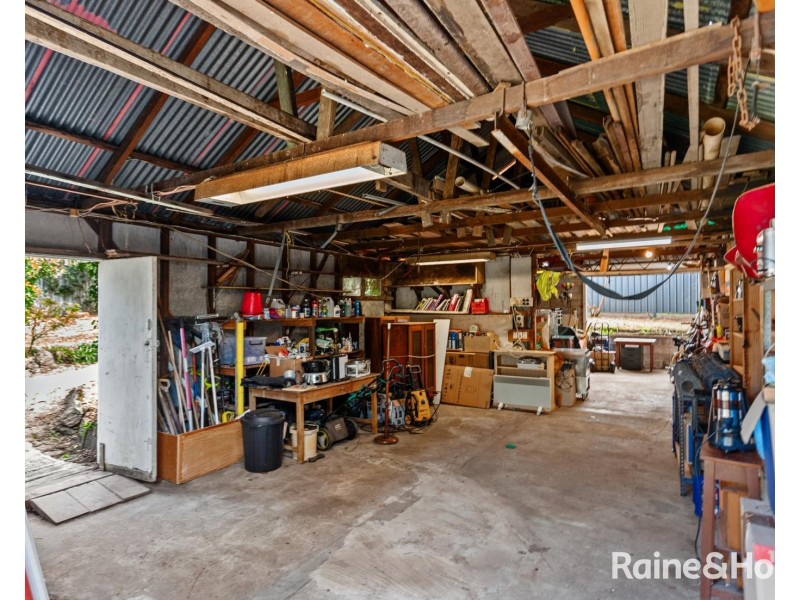 32 McIntosh Street, Shoalhaven Heads NSW 2535