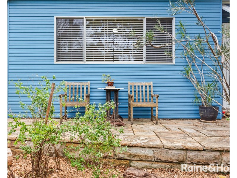32 McIntosh Street, Shoalhaven Heads NSW 2535