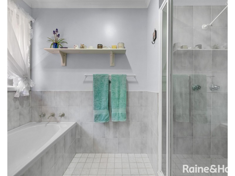 5 Lovegrove Street, Shoalhaven Heads NSW 2535