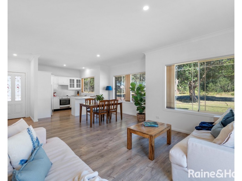 2/135 Scott Street, Shoalhaven Heads NSW 2535