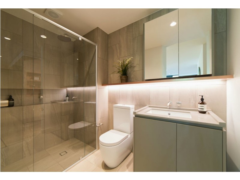 908 124-188 Ballarat Rd, Footscray VIC 3011