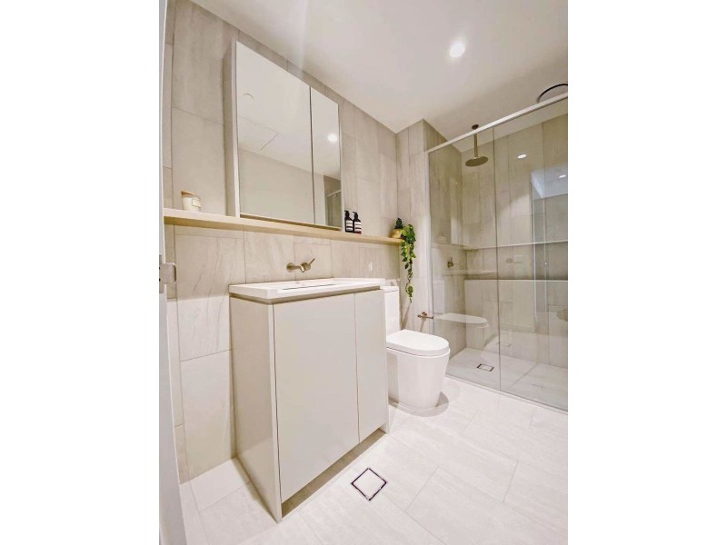 909/124 Ballarat Rd, Footscray VIC 3011