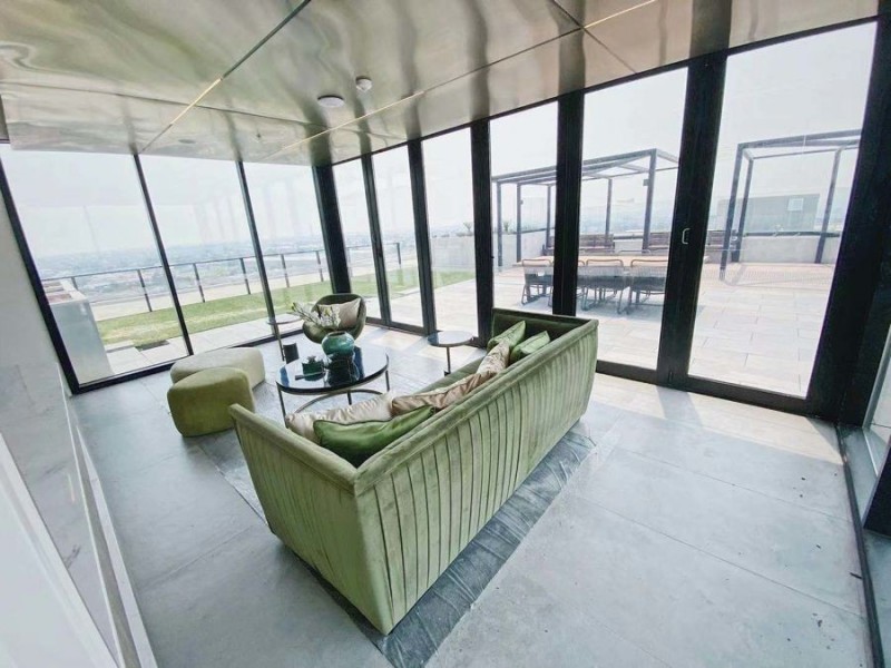 909/124 Ballarat Rd, Footscray VIC 3011