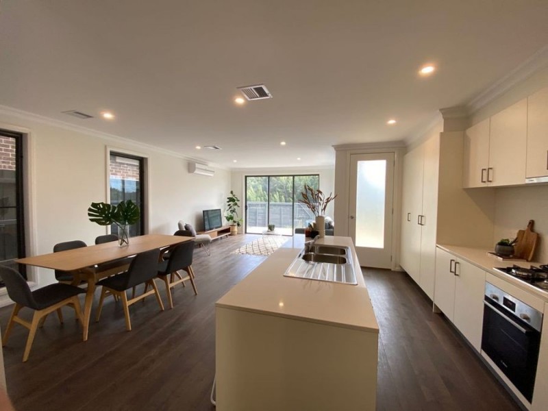 12 goshawk st, Narre Warren VIC 3805