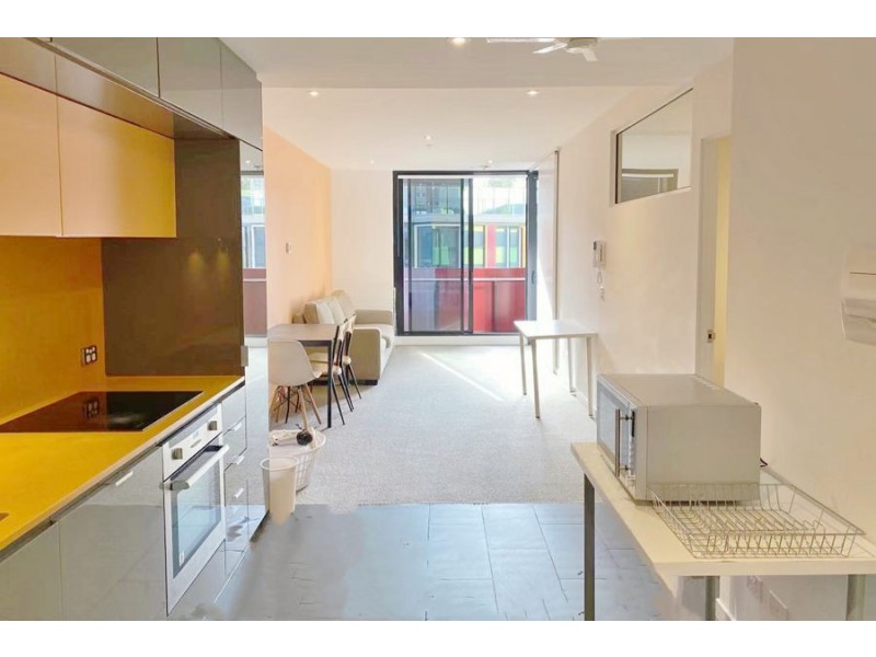 1617/555 Swanston street, Carlton VIC 3053