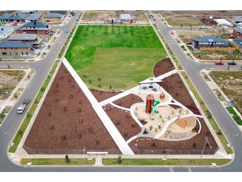 1 Midpride Street, Tarneit VIC 3029