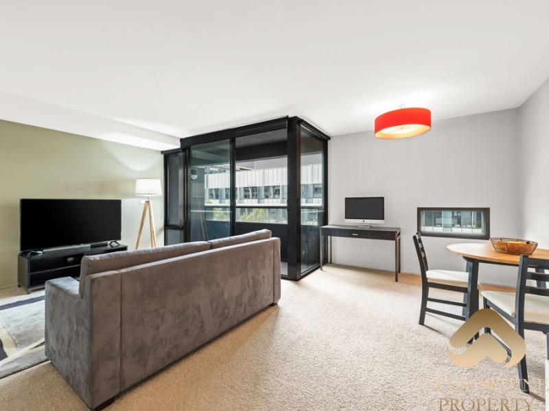 402/838 Bourke St, Docklands VIC 3008