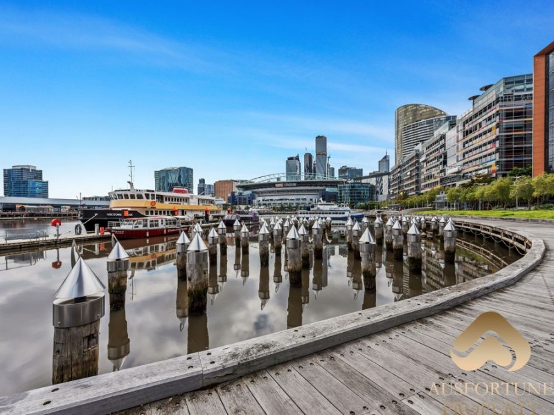 402/838 Bourke St, Docklands VIC 3008
