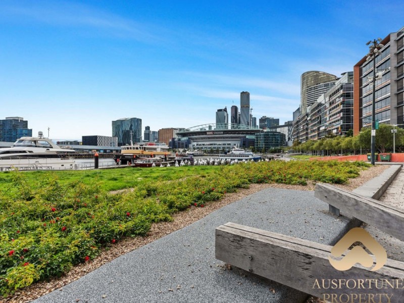 402/838 Bourke St, Docklands VIC 3008