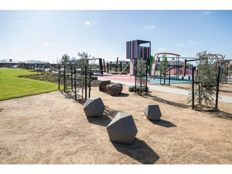 65 Cinnamara Cc, Tarneit VIC 3029