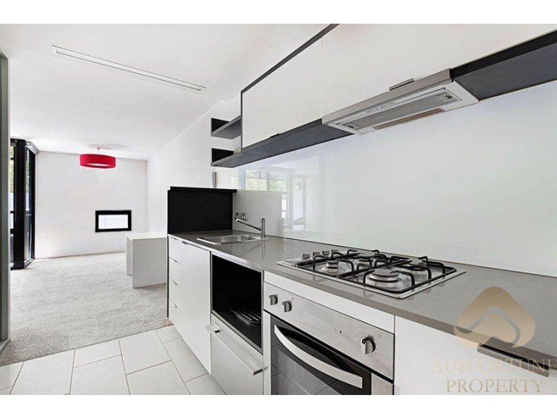 402/838 Bourke St, Docklands VIC 3008