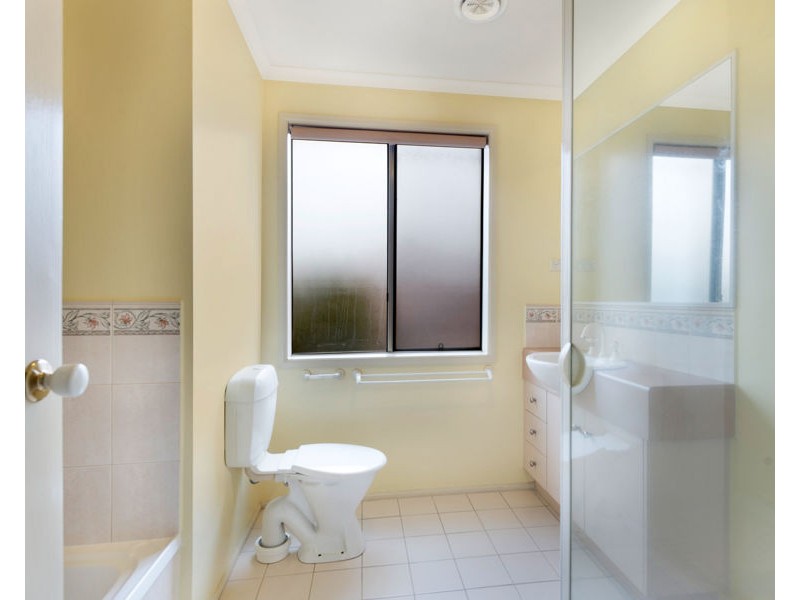 6 Melaleuca way, Box Hill South VIC 3128