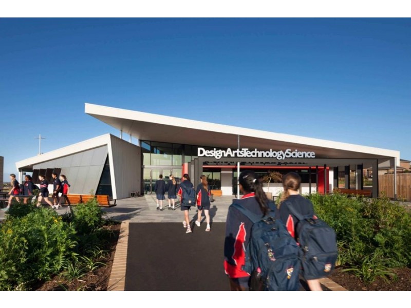 lot1009 Growling Grass Drive, Clyde North VIC 3978