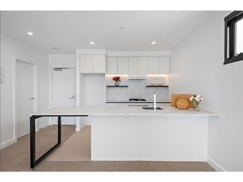 211/9 Renver Rd, Clayton VIC 3168