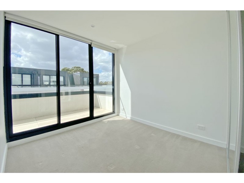 211/9 Renver Rd, Clayton VIC 3168