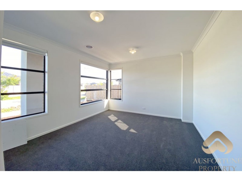 54 Europe St, Truganina VIC 3029