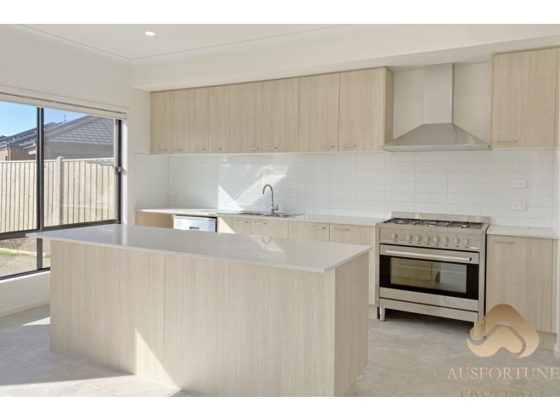 54 Europe St, Truganina VIC 3029