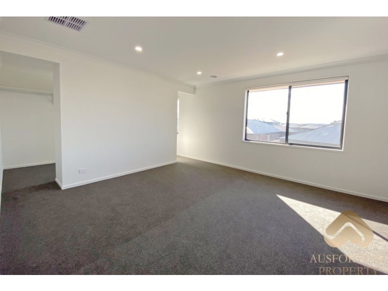 54 Europe St, Truganina VIC 3029