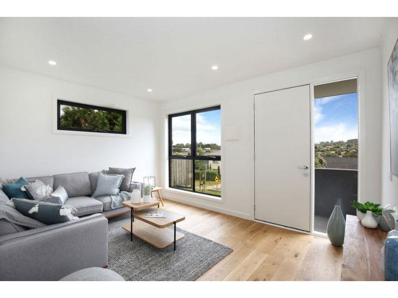 Unit 1 /12-14 Powers Street, Donvale VIC 3111