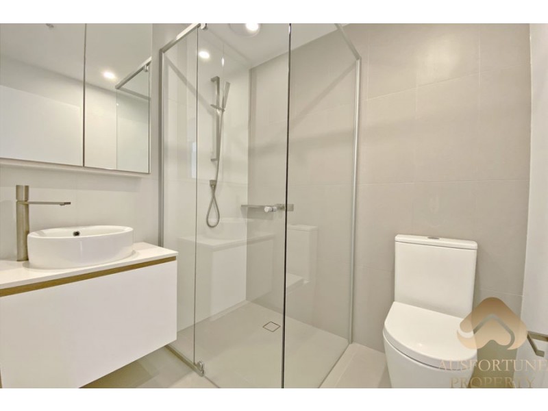 G04 Arnold St, Box Hill VIC 3128