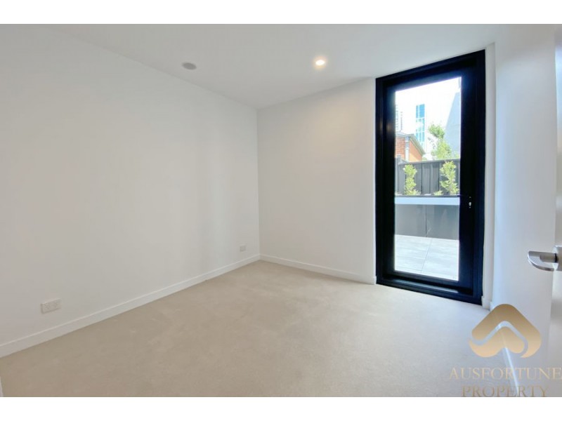 G04 Arnold St, Box Hill VIC 3128