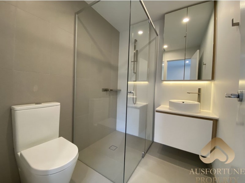 G04 Arnold St, Box Hill VIC 3128