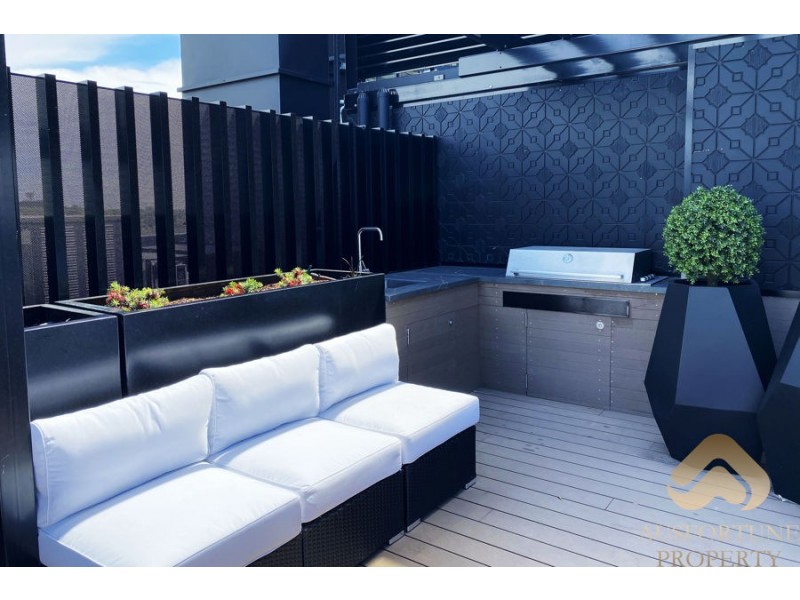 G04 Arnold St, Box Hill VIC 3128
