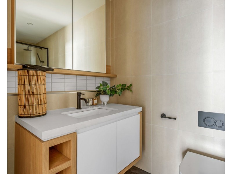 211/5 Elgar Court, Doncaster VIC 3108