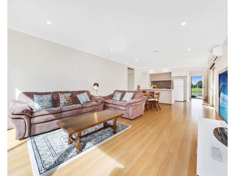 76 Aleppo Place, Cranbourne VIC 3977
