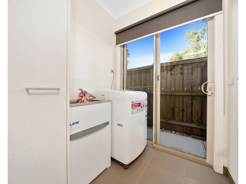 76 Aleppo Place, Cranbourne VIC 3977