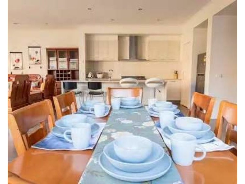 33 Seafarer Way, Point Cook VIC 3030