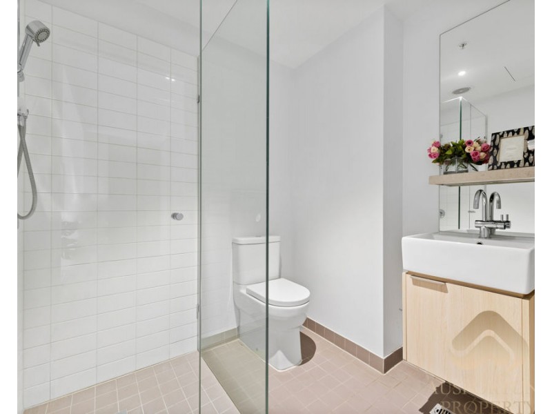 318/1 Queen St, Blackburn VIC 3130