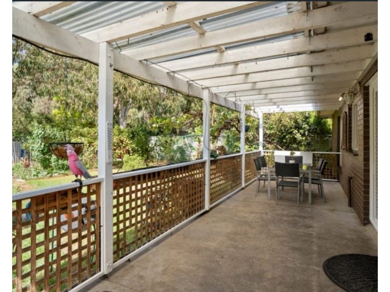 5 Glenfern Road, Ferntree Gully VIC 3156