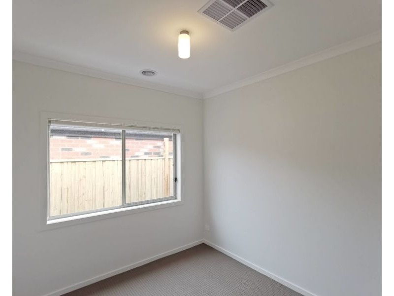 Junction Village VIC 3977