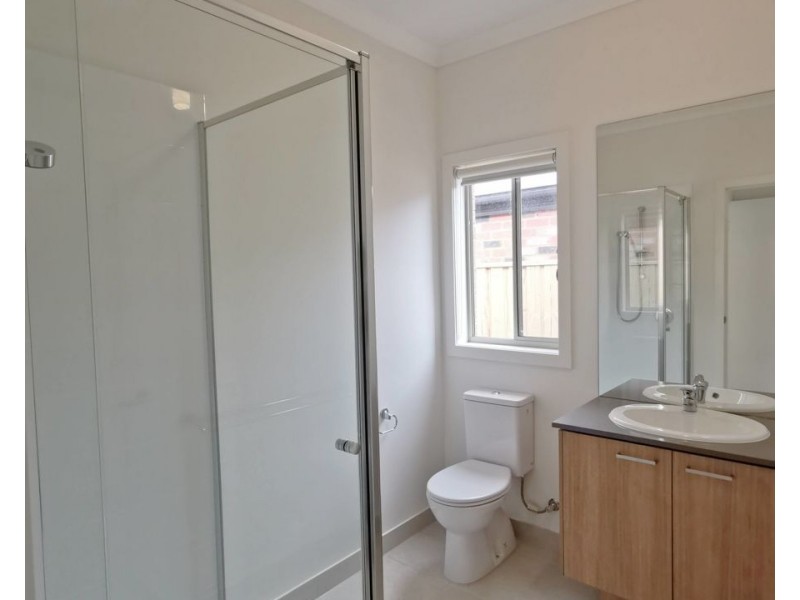 Junction Village VIC 3977