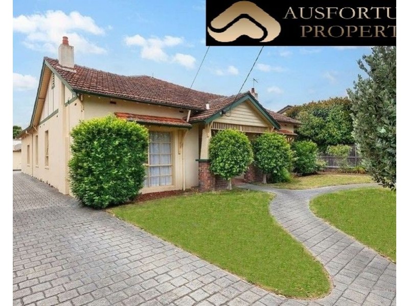 47 Elwood St, Brighton VIC 3186