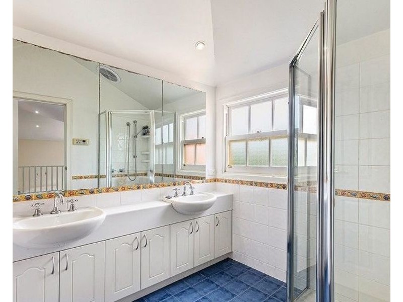 47 Elwood St, Brighton VIC 3186