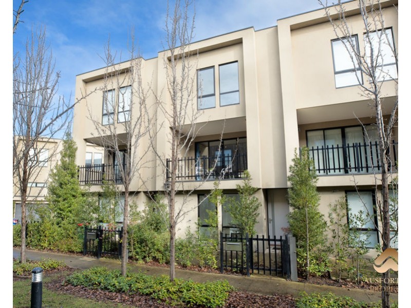 10 Steel Walk, Maidstone VIC 3012