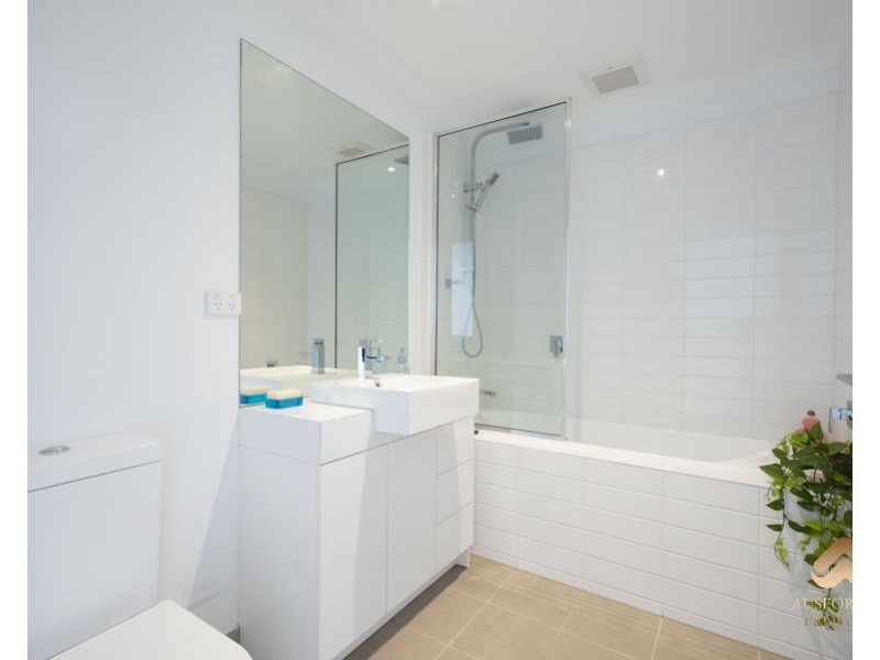 10 Steel Walk, Maidstone VIC 3012