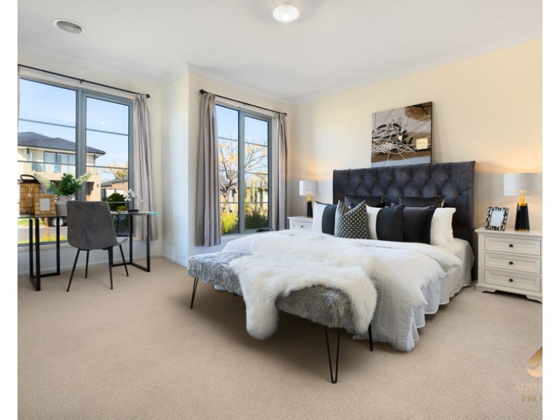 7 Chamberlain Way, Williams Landing VIC 3027