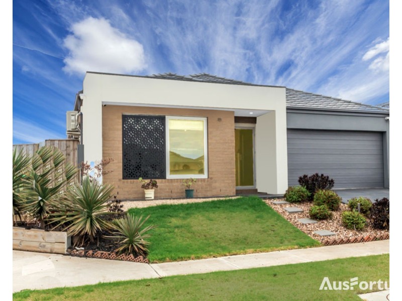 8 Gold Street, Tarneit VIC 3029