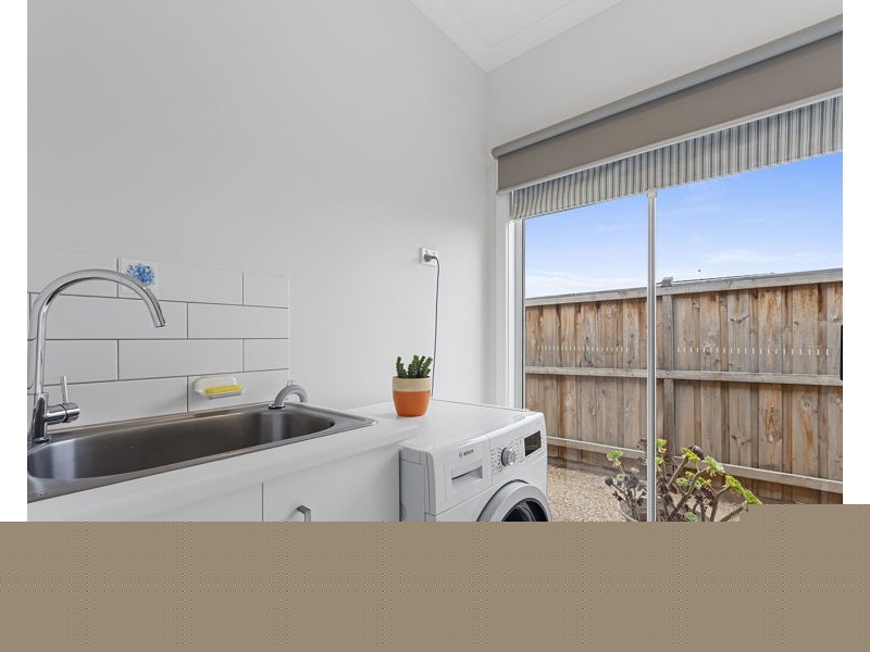 8 Gold Street, Tarneit VIC 3029